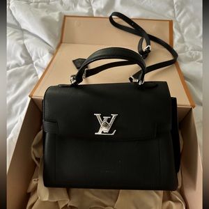 Louis vuitton bag Lockme Ever BB